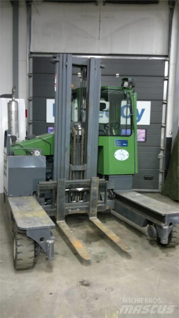 Combilift C4000 D Повдигач с движение в 4 посоки