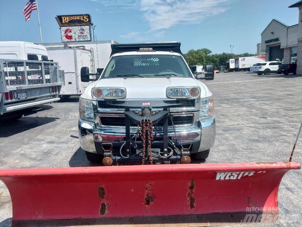Chevrolet 3500 HD Самосвал