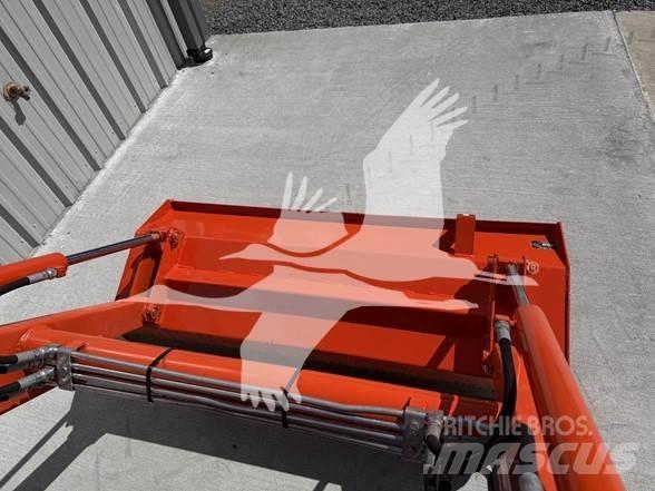 Kubota B7800 Трактори