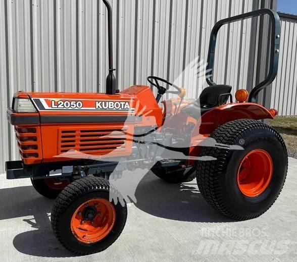 Kubota L2050 Трактори