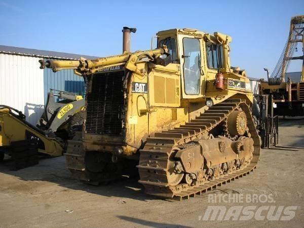 CAT D8N Верижни булдозери
