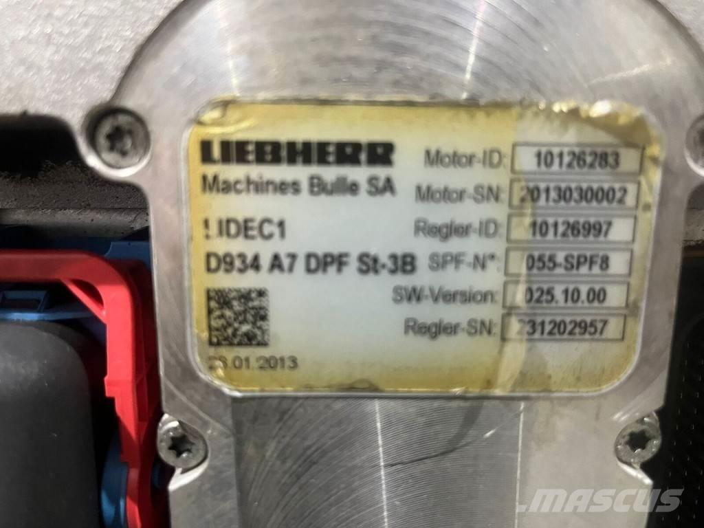 Liebherr D934 A7 Двигатели