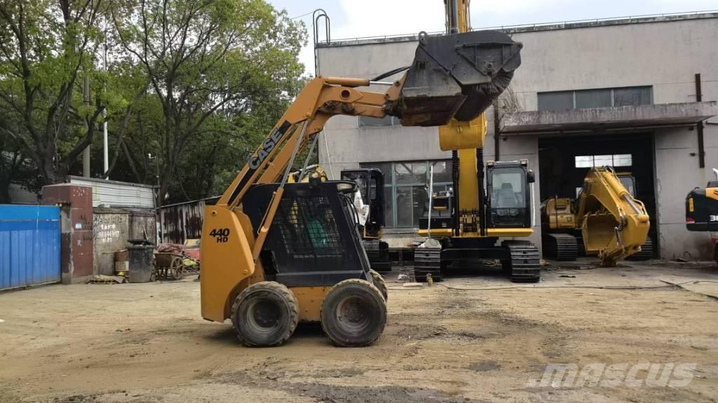 CASE 440 HD Мини товарачи
