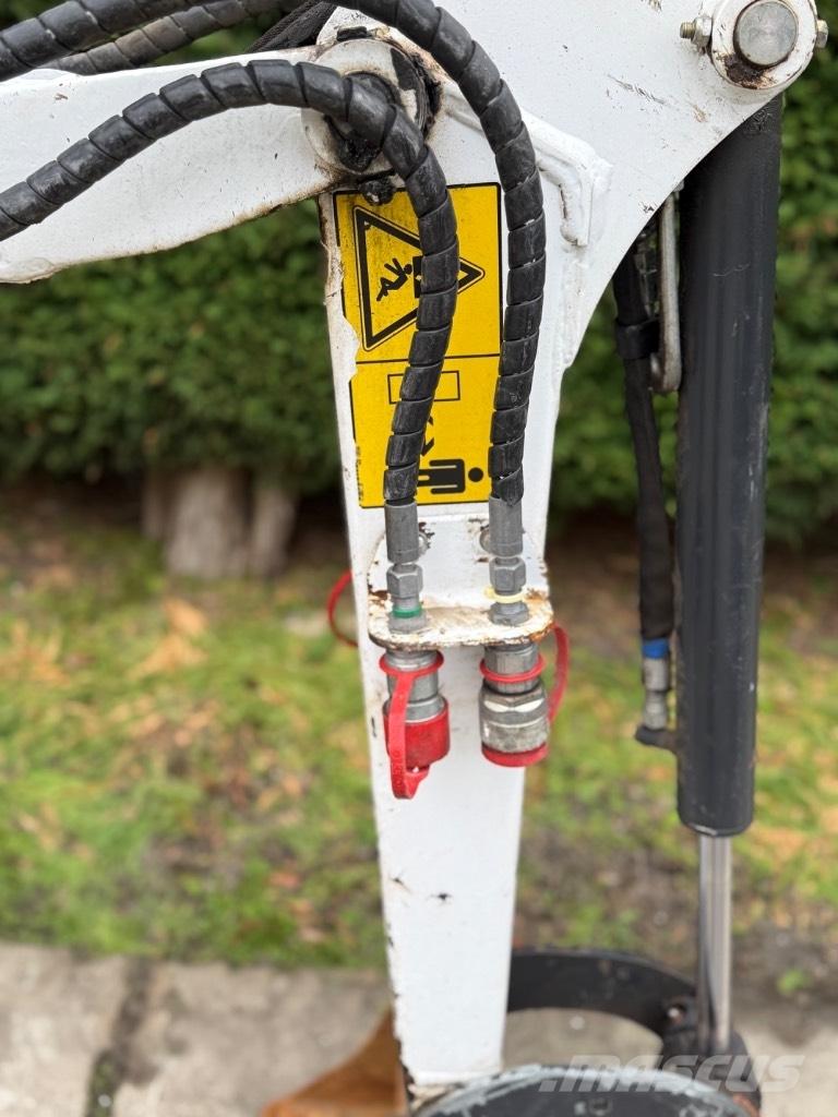 Bobcat E 10z Мини екскаватори < 7 т