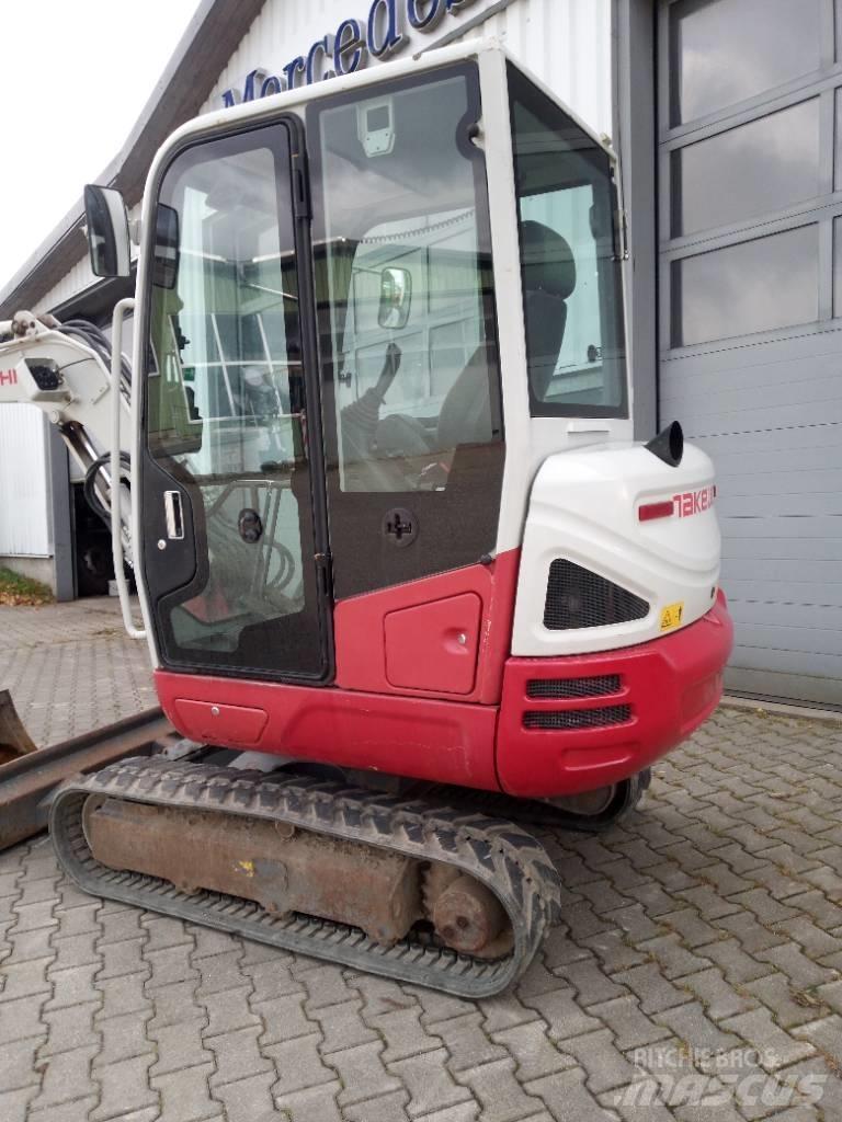 Takeuchi TB 230 Мини екскаватори < 7 т