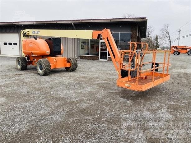 JLG 800 AJ Съчленени стрелови подемници