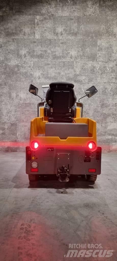 Jungheinrich EZS570 Влекачи
