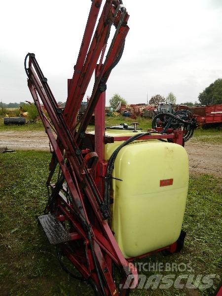 Hardi 800 Прикачни пръскачки
