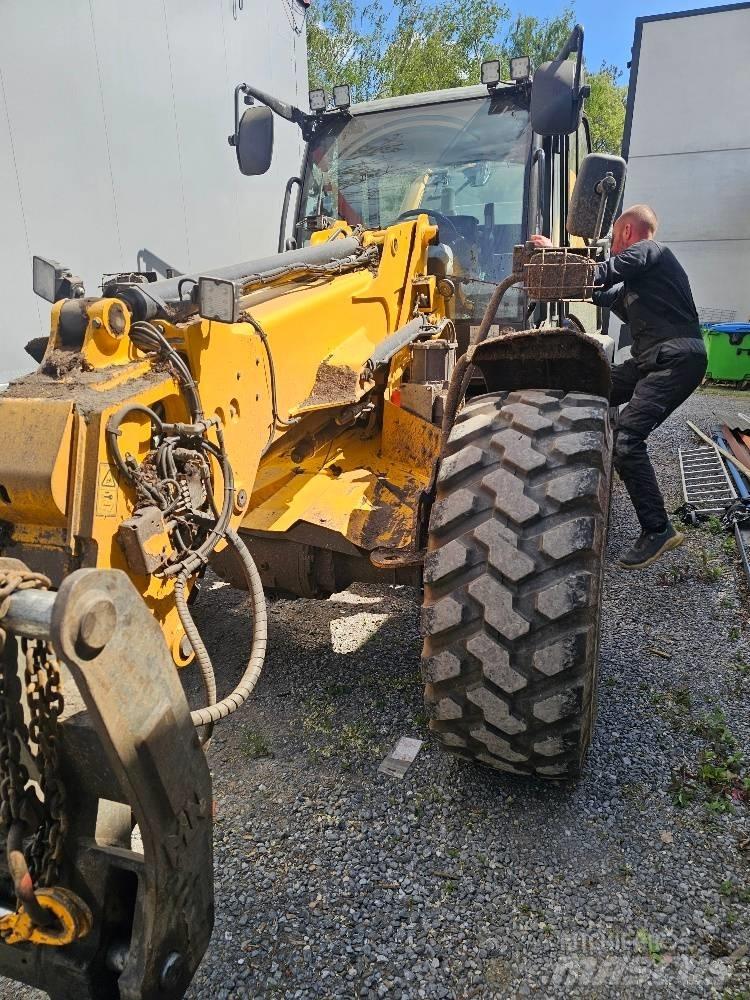 JCB TM 320 S Телескопични товарачи за селското стопанство