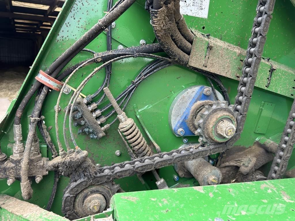 John Deere V461M Сламопреси за кръгли бали
