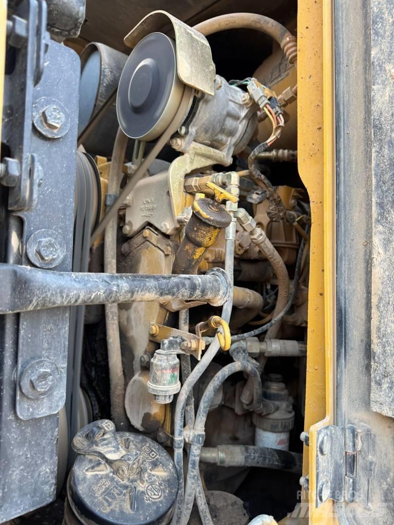 CAT 938 G Колесни товарачи