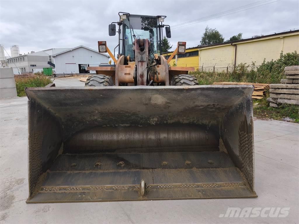 CASE 821C Строителство - Други