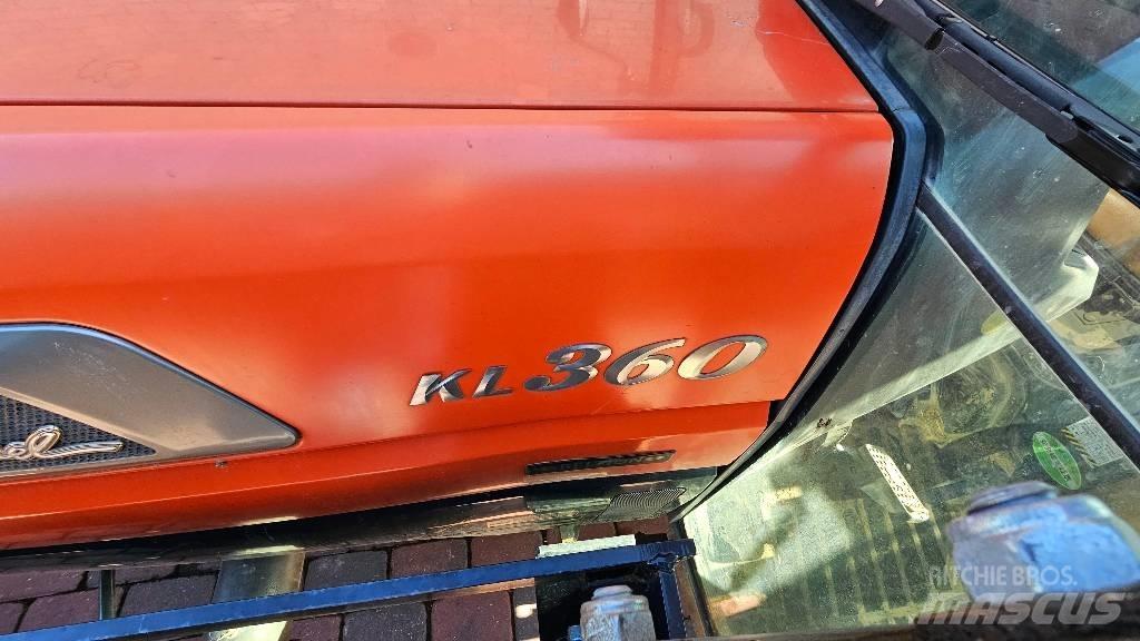 Kubota KL360 Трактори