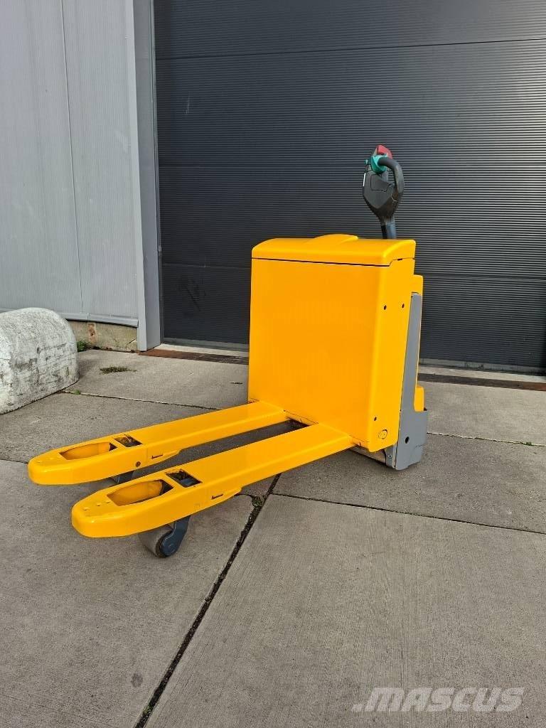 Jungheinrich EJE 116 Нископовдигач