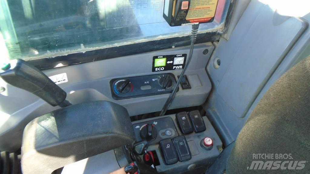 Kubota KX 080-4 Средни екскаватори 7т - 12т