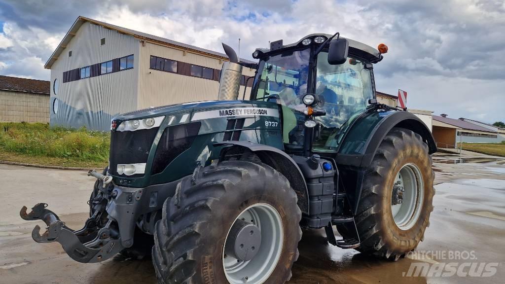 Massey Ferguson 8737 Трактори