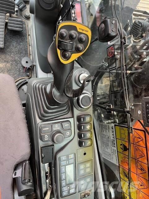 Doosan DX235 LCRD Верижен екскаватор