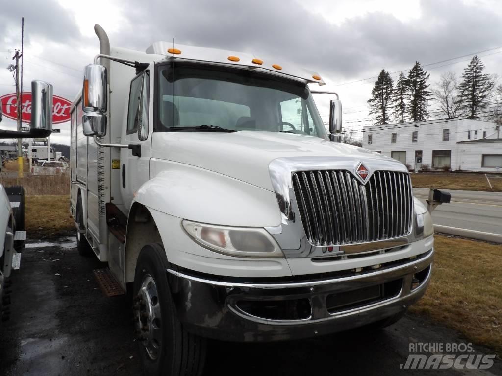 Freightliner M2 Товарни камиони за напитки