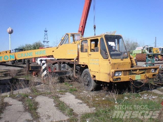 Kato 16T Кранове за тежък терен