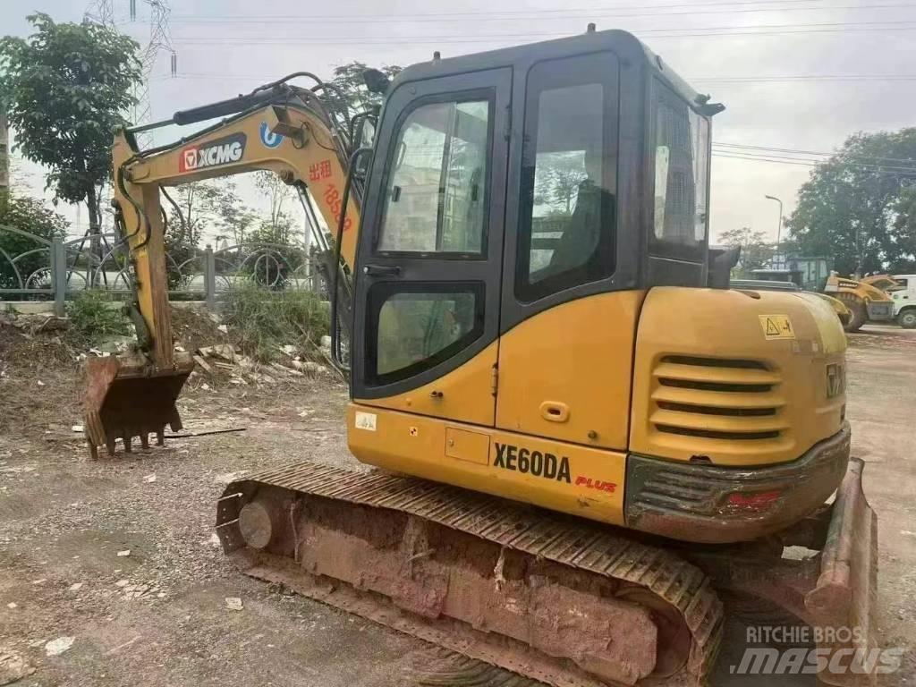 XCMG XE 60 DA Верижен екскаватор