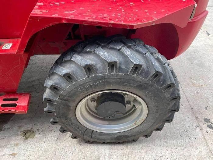 Manitou M 50.4 Камиони за херавни местности