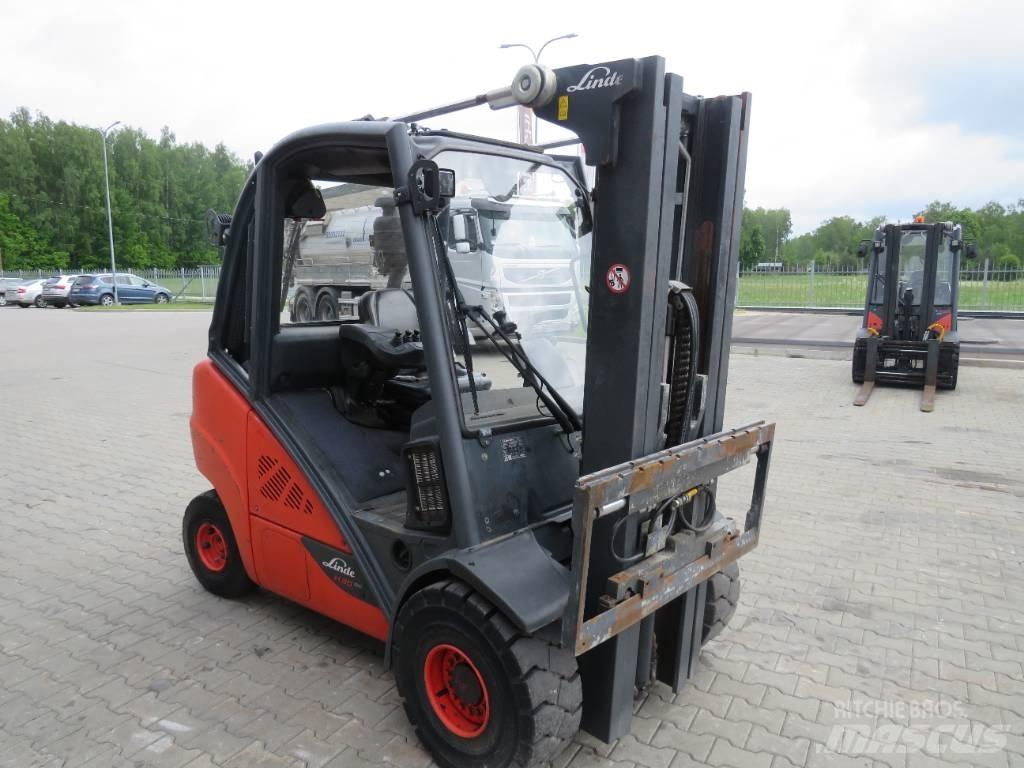 Linde H 30 D Дизелови камиони