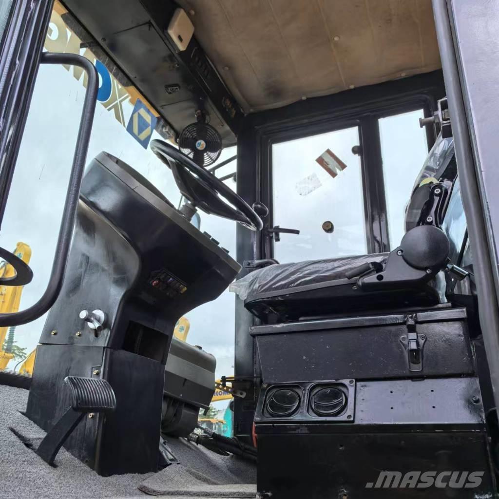 XCMG XS 223 J Еднобарабанни ролки
