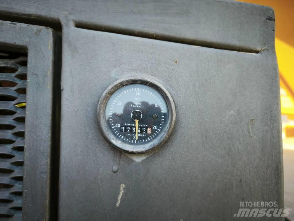 Locatelli Gril 827 Кранове за тежък терен