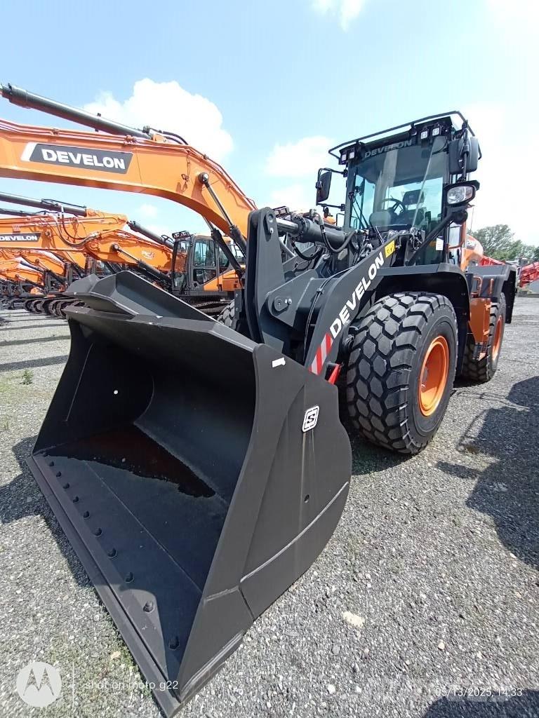 Develon DL 280-7 Колесни товарачи
