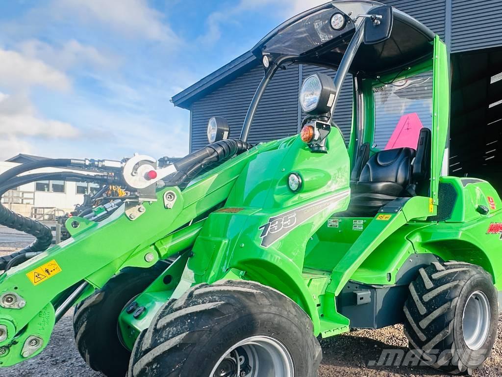 Avant 735 Многофункционални товарачи