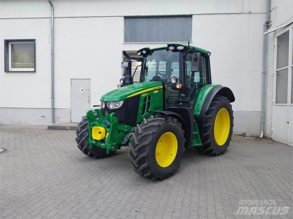 John Deere 6120M Трактори