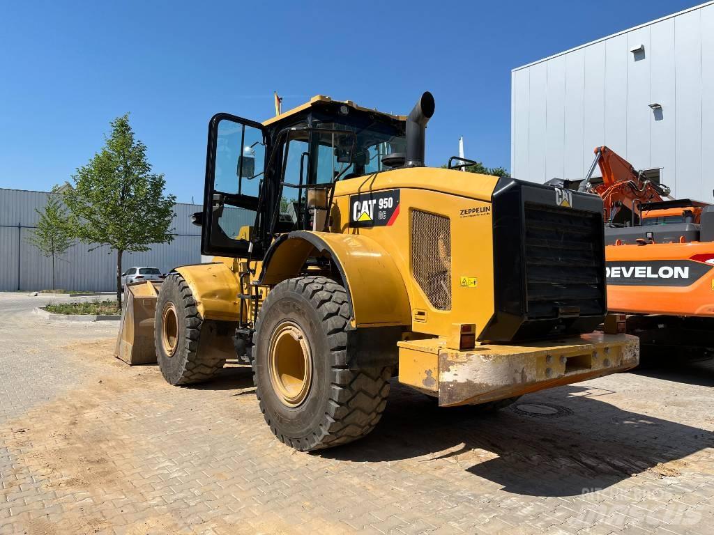 CAT 950 Колесни товарачи