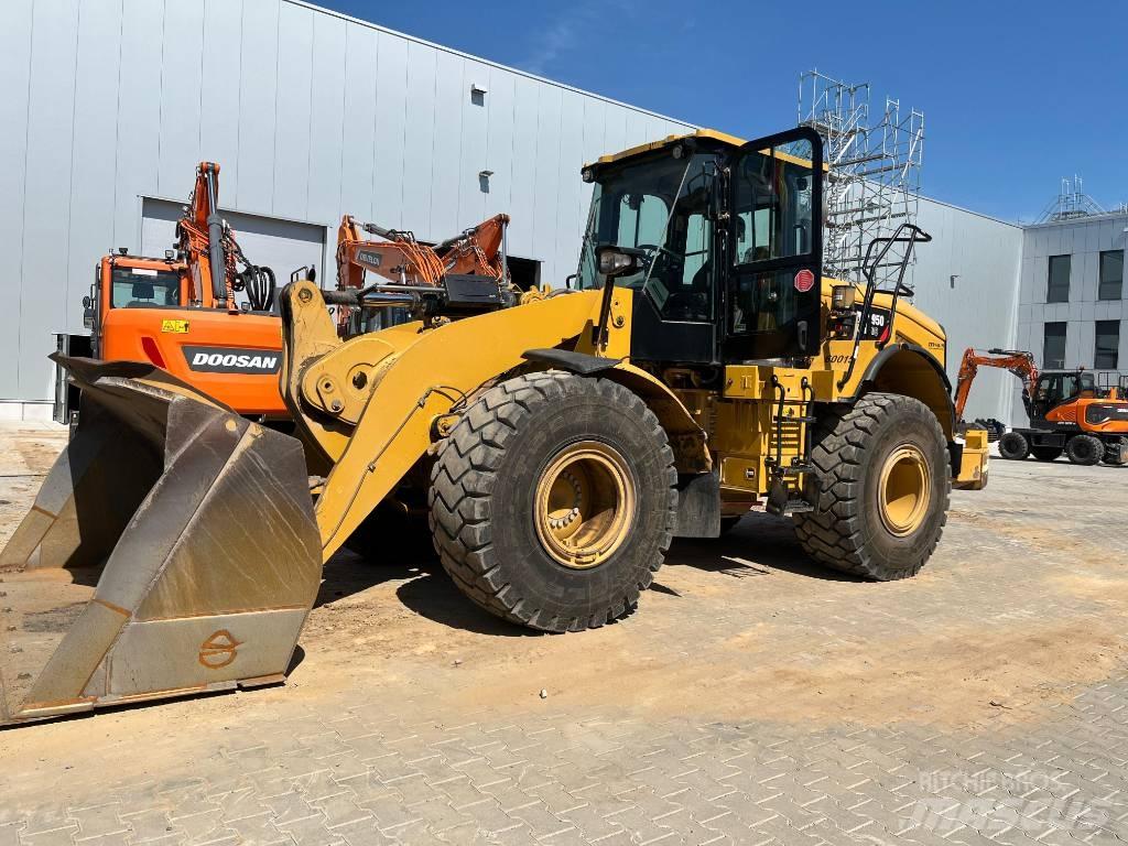 CAT 950 Колесни товарачи