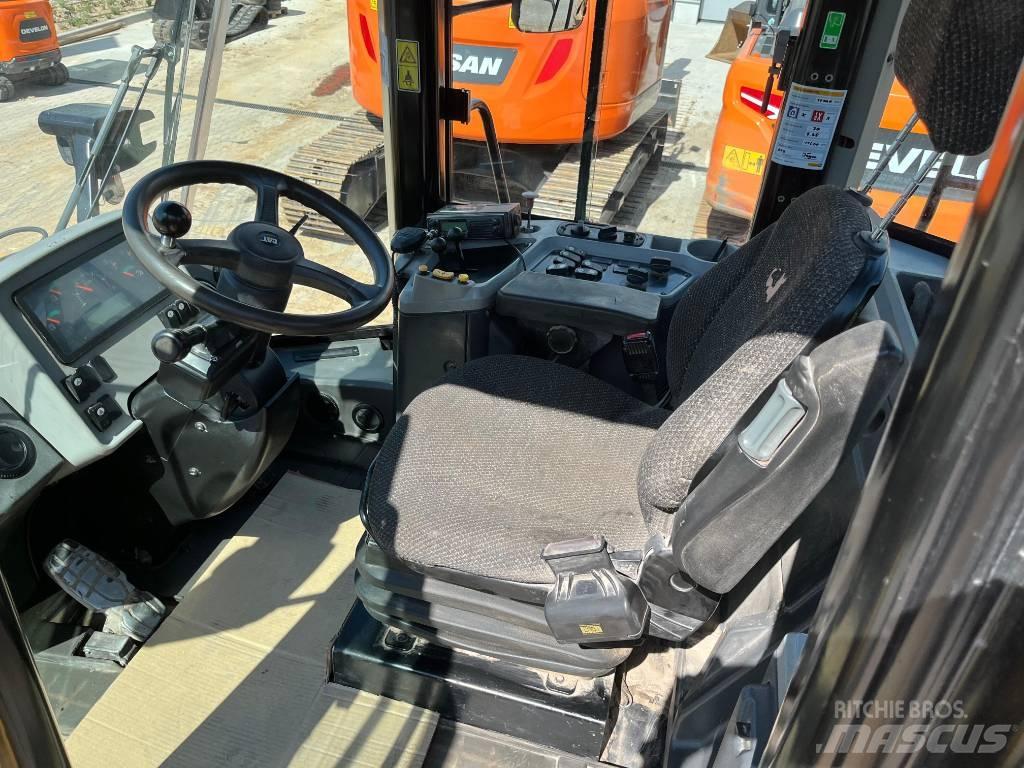 CAT 950 Колесни товарачи