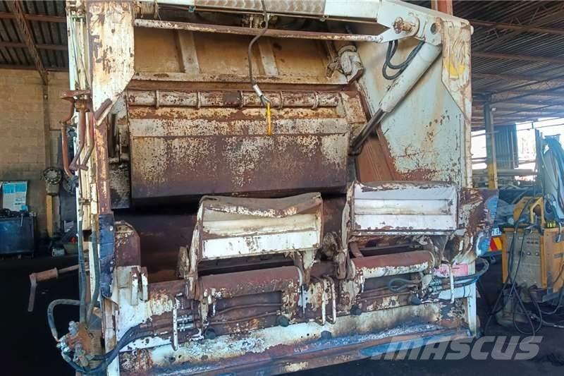 UD Quon 26-370 Други