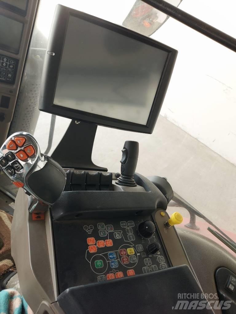 Case IH Magnum 250 Трактори