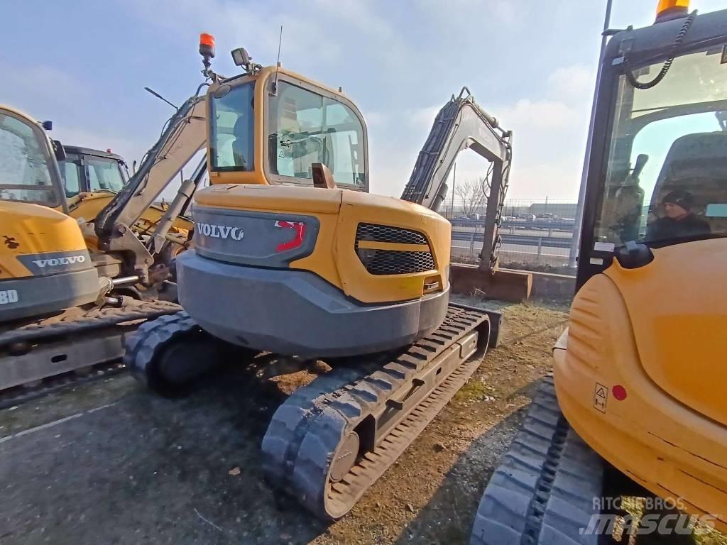 Volvo ECR 88 D Средни екскаватори 7т - 12т