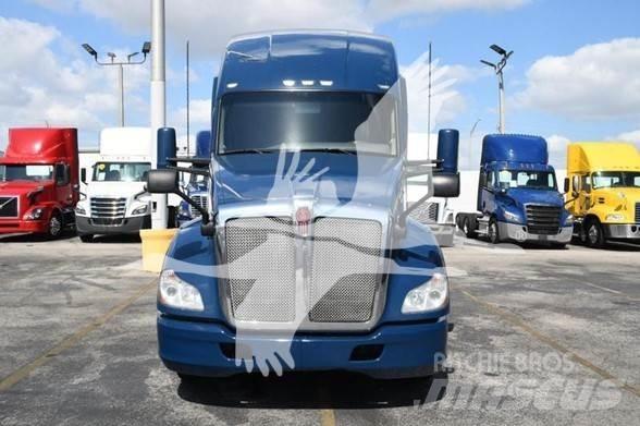 Kenworth T680 Влекачи