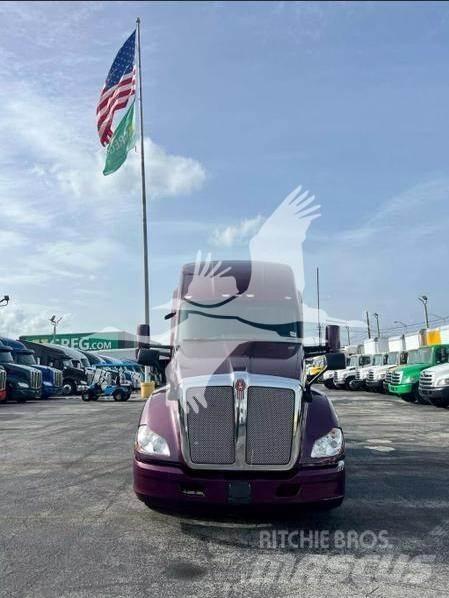 Kenworth T680 Влекачи