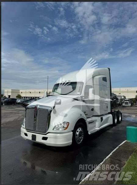 Kenworth T680 Влекачи