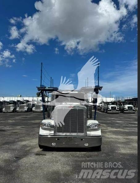 Peterbilt 388 Строителство - Други