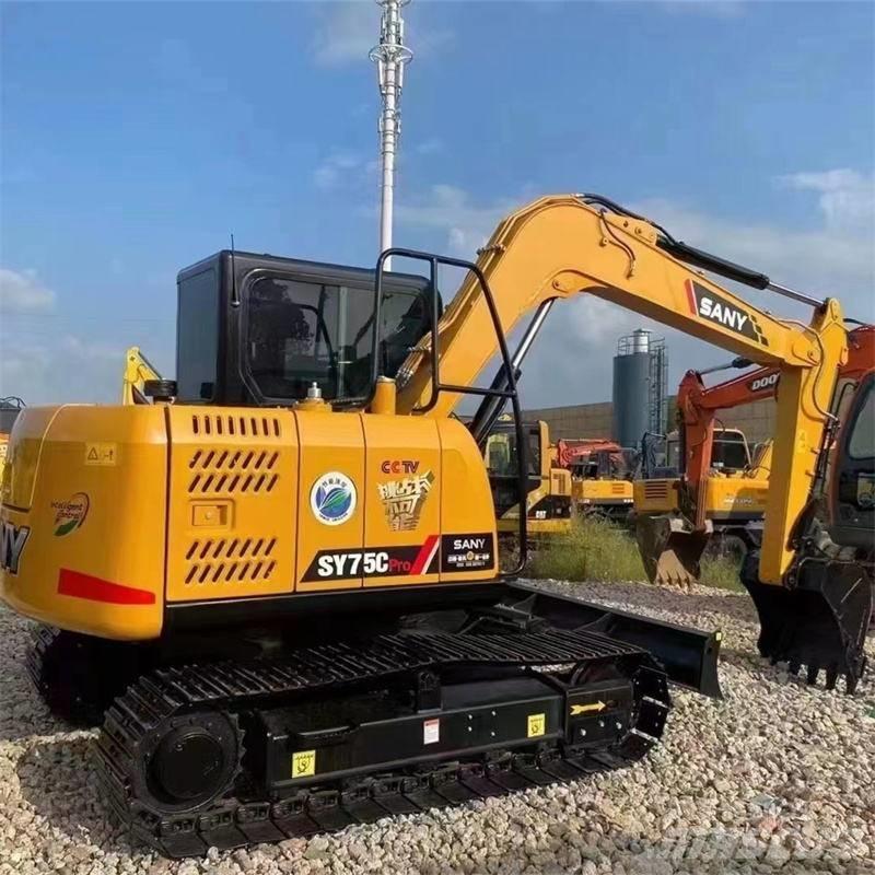 Sany 75C Средни екскаватори 7т - 12т