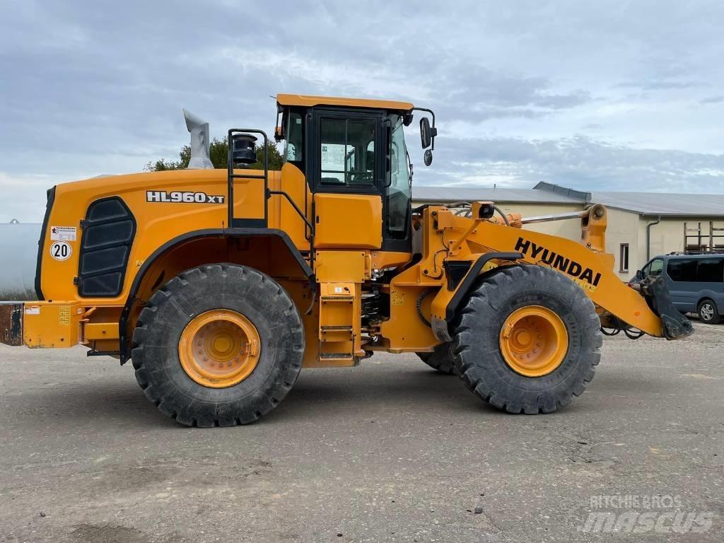 Hyundai HL960XT Колесни товарачи