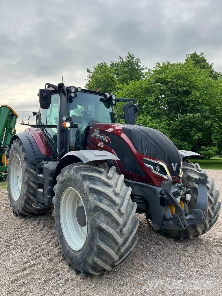 Valtra T 255 V Трактори