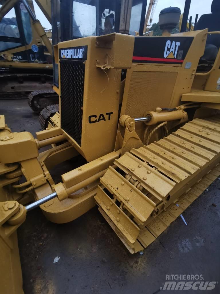 CAT D3C Верижни булдозери
