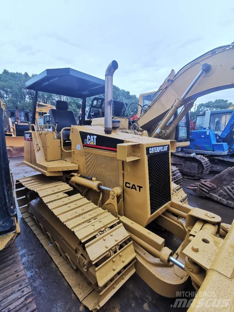 CAT D3C Верижни булдозери
