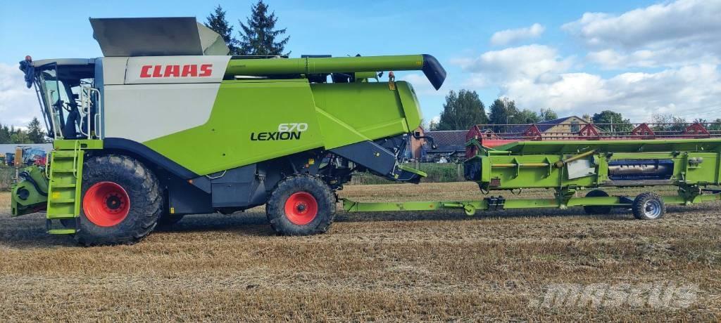 CLAAS Lexion 670 Комбайни