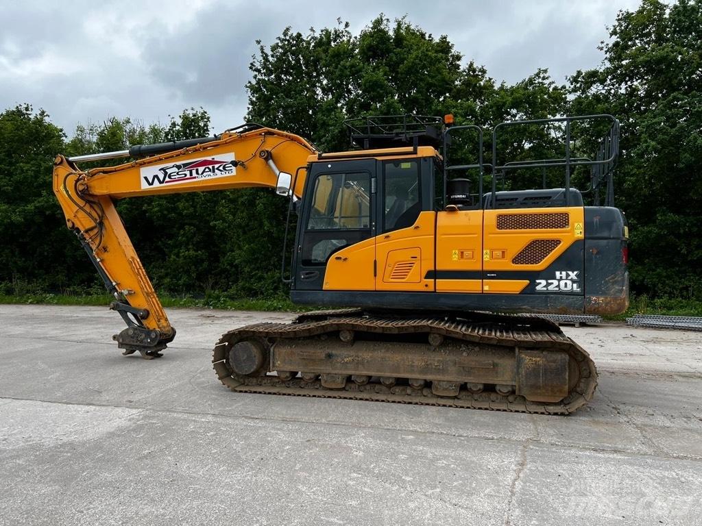 Hyundai HX 220 L Верижен екскаватор