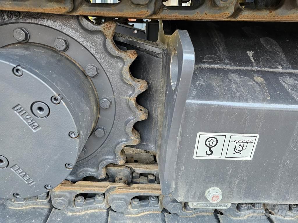 XCMG XE60GA Мини екскаватори < 7 т