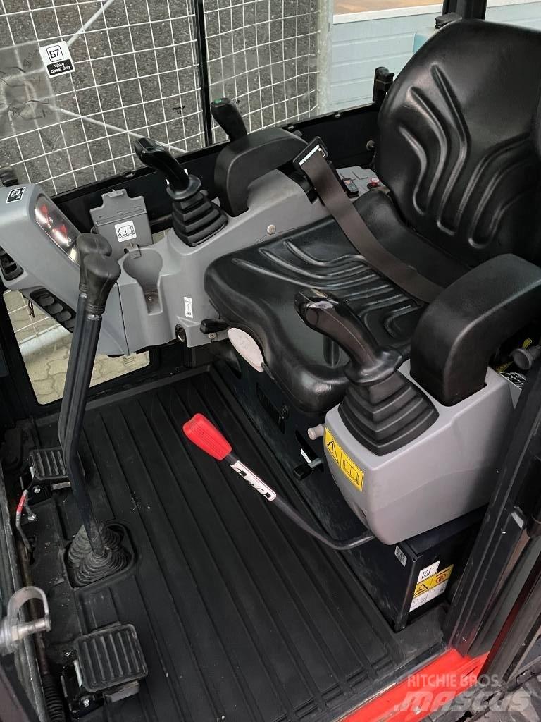 Kubota KX016-4 Мини екскаватори < 7 т